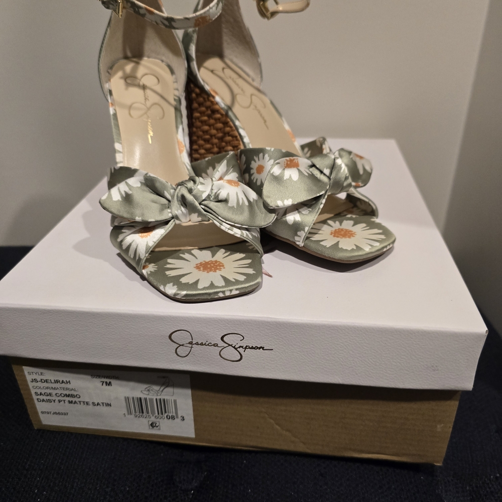 Jessica Simpson Women's Floral Wedge Sandals - Green - Picture 6 of 7